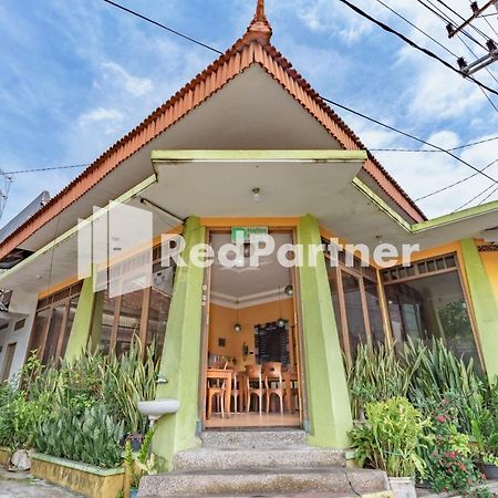 Nafisa Homestay Syariah Near Jatim Park 3 Batu Mitra Reddoorz Malang Exterior foto