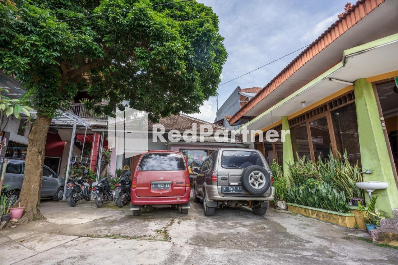 Nafisa Homestay Syariah Near Jatim Park 3 Batu Mitra Reddoorz Malang Exterior foto